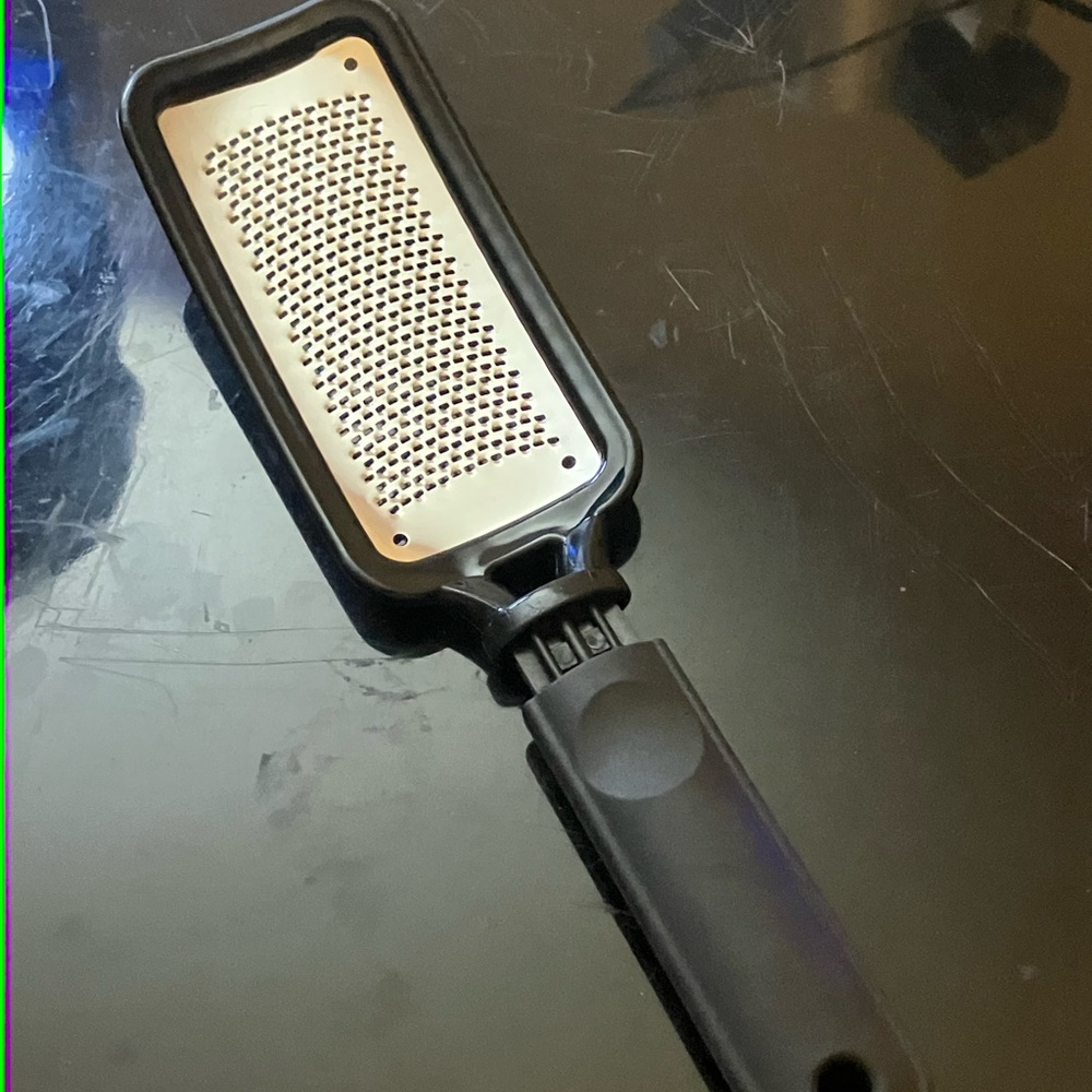 Professional Stainless Steel Curved Cheese Grater with Rubber Handle Grip